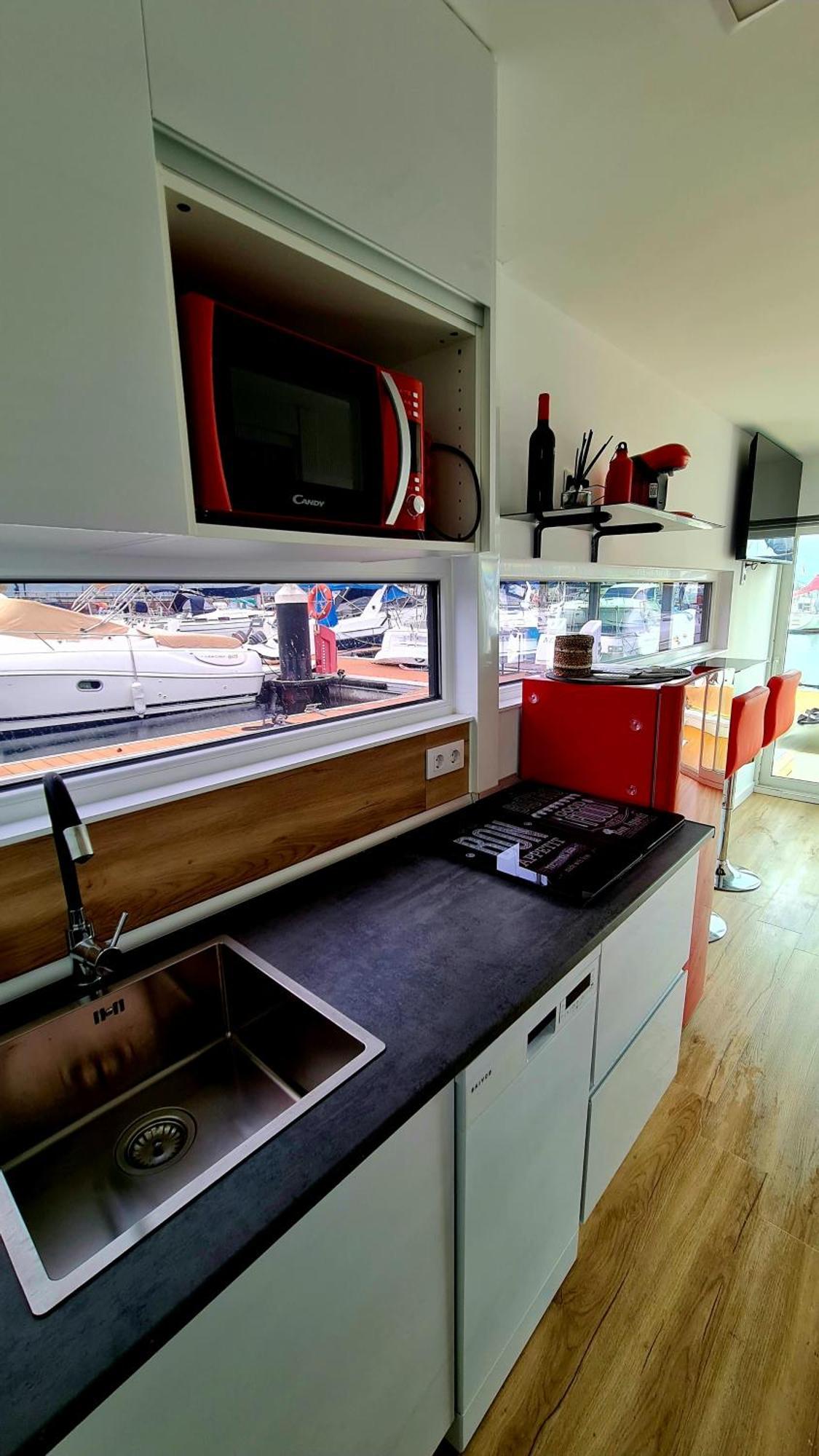 Barco-Apartamento En El Nautico De Vigo Exterior foto